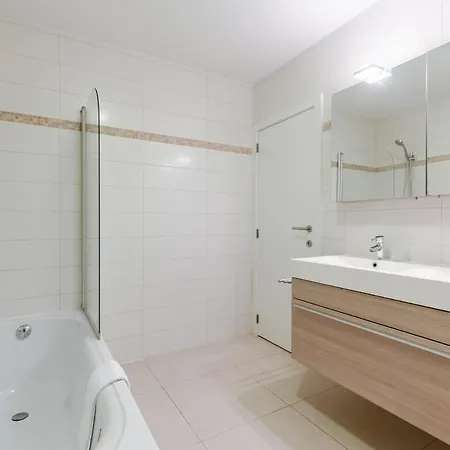 Lejlighed Huswell - Bright Duplexapartment *