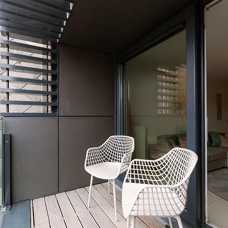 Huswell - Bright Duplexapartment