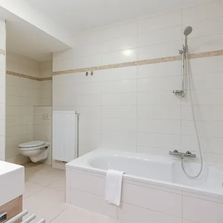 Huswell - Bright Duplexapartment Ostende