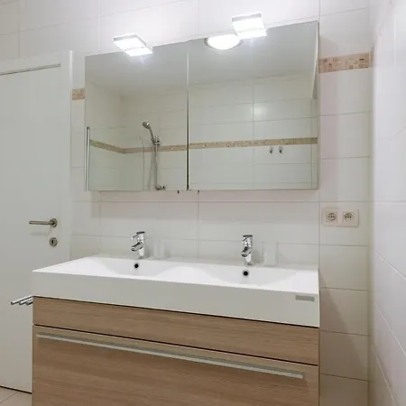 Апартаменты Huswell - Bright Duplexapartment